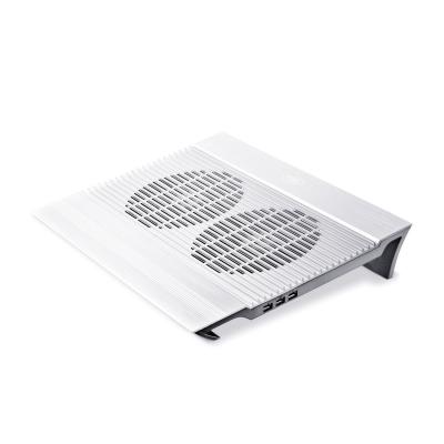 Охлаждающая подставка для ноутбука, Deepcool, N8 Silver DP-N24N-N8SR, 17", Вентилятор 2*14см, 1000±10%RPM, 4*USB 2.0, 25,1дБл, Габариты 380х278х55мм, Серебристый