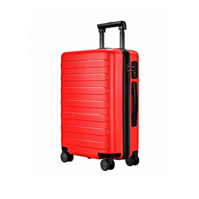 Чемодан, NINETYGO, Rhine Luggage 28", 6941413216807,Более 10 комплектов одежды, 5,2кг, 100л, 77*50*29 см, Поликарбонат, Боковая ручка, Красный